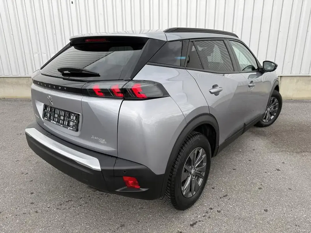 Peugeot 2008 - Thumbnail 3