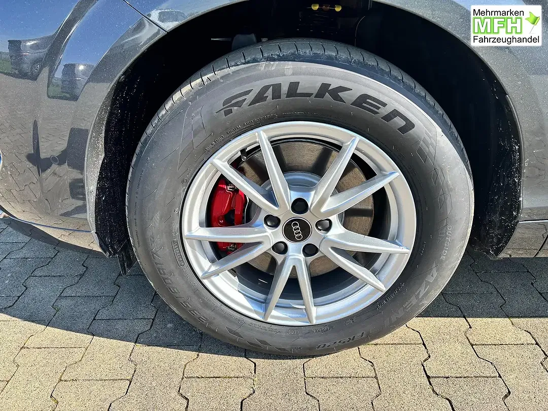 Audi Q3 - Thumbnail 6