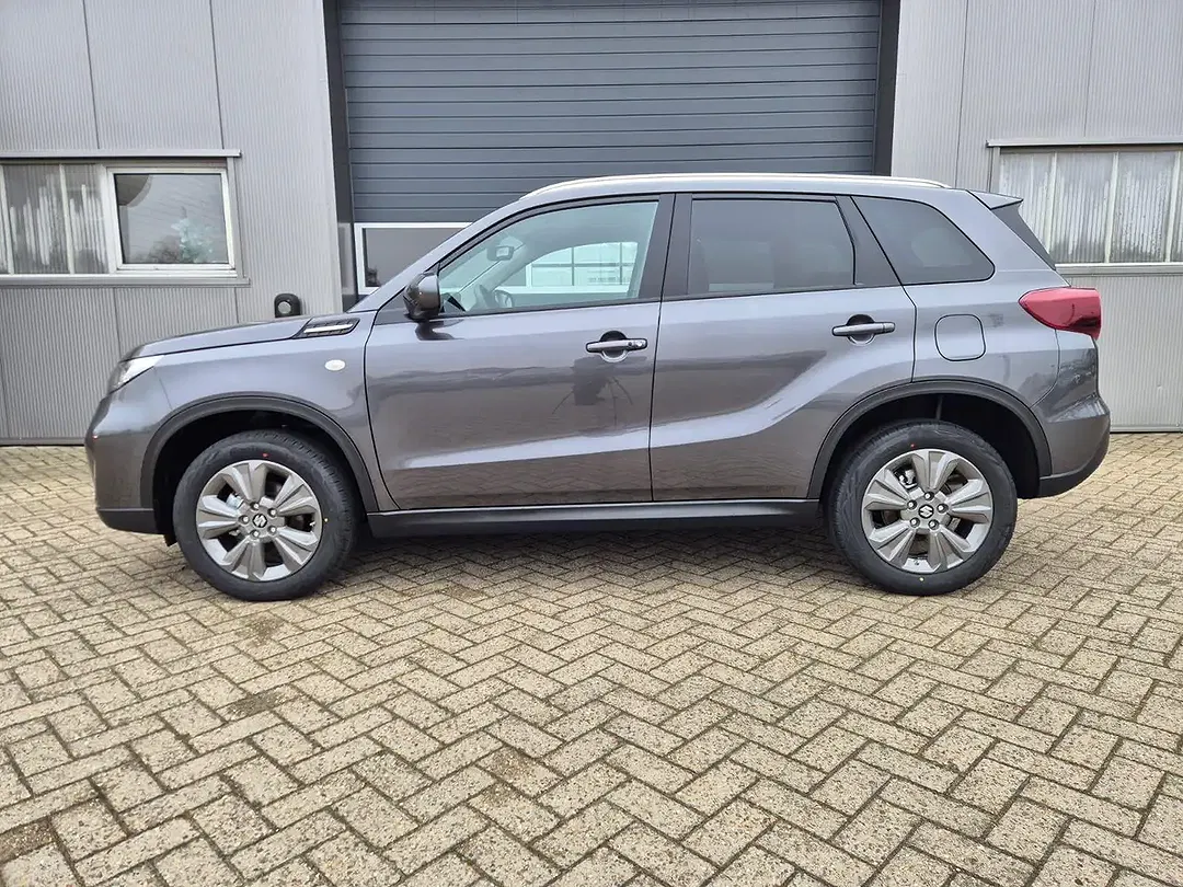 Suzuki Vitara - Thumbnail 2