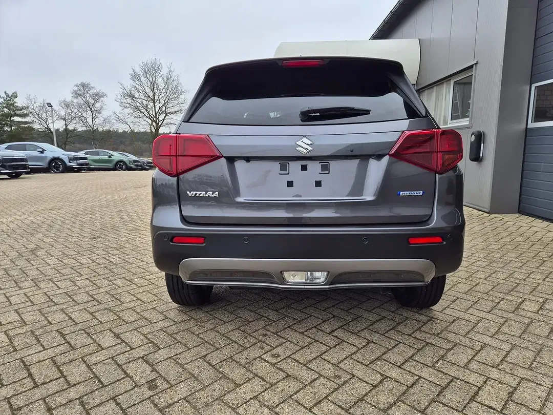 Suzuki Vitara - Thumbnail 4