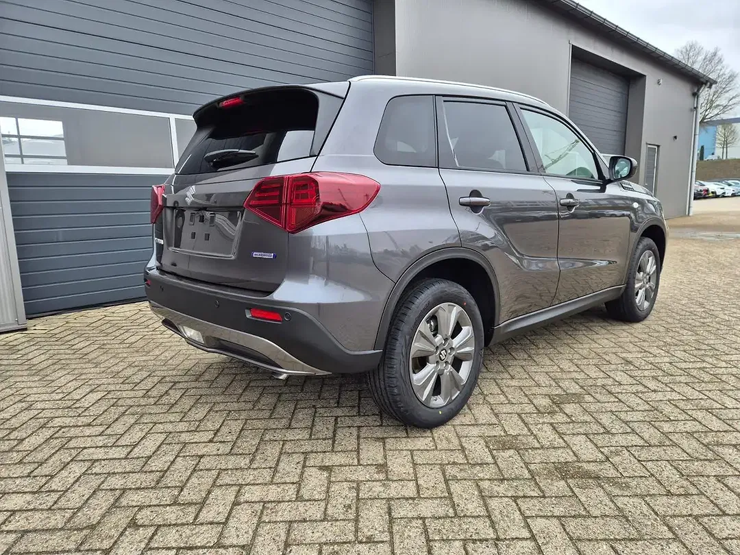 Suzuki Vitara - Thumbnail 5