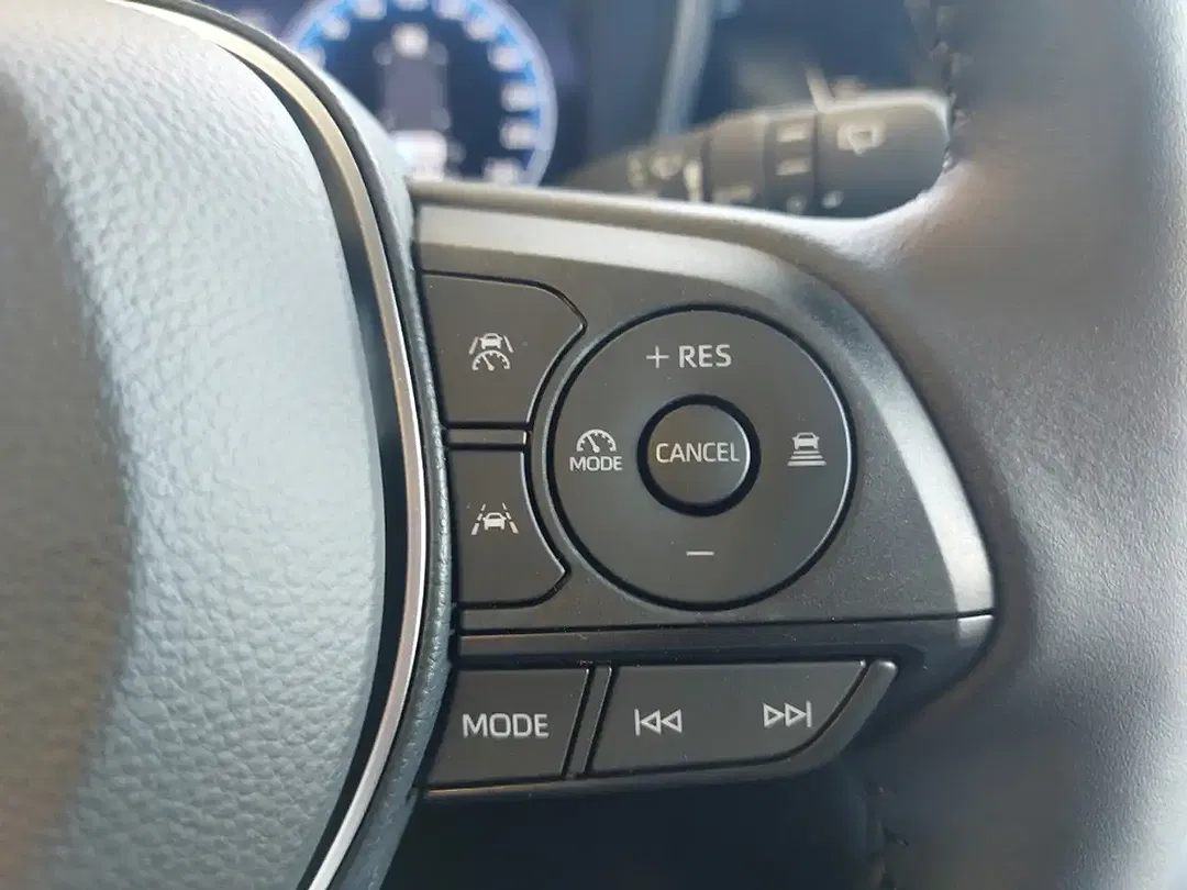 Suzuki Swace - Thumbnail 10