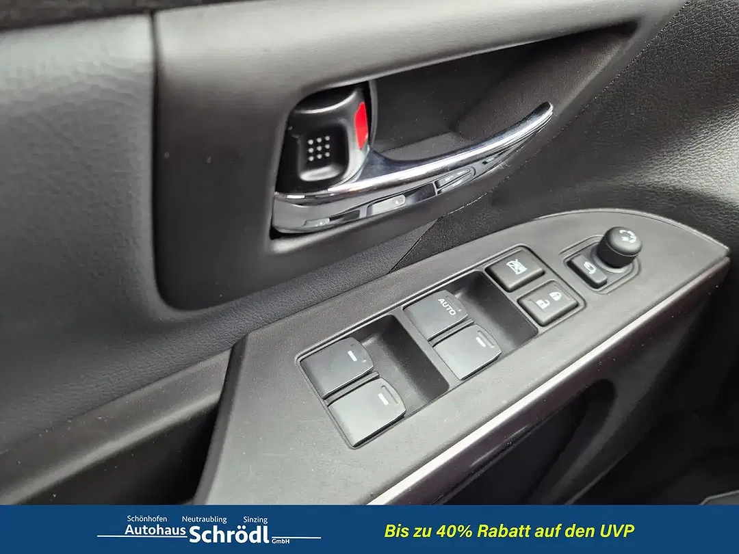 Suzuki S-Cross - Thumbnail 13