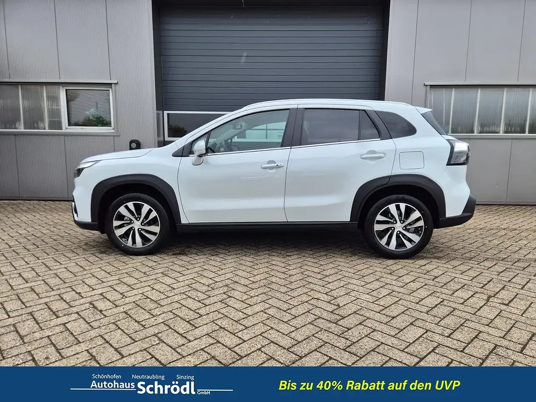 Suzuki S-Cross - Thumbnail 2