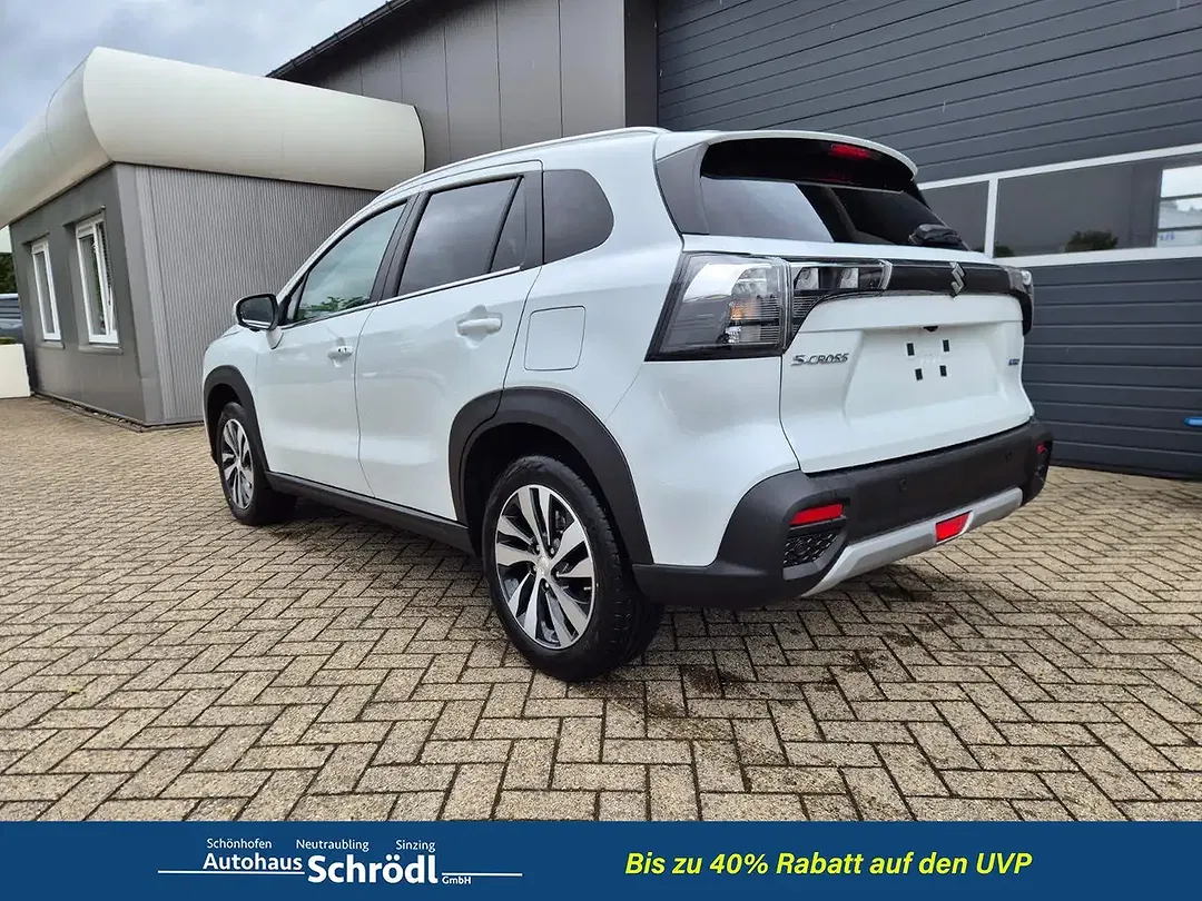 Suzuki S-Cross - Thumbnail 3