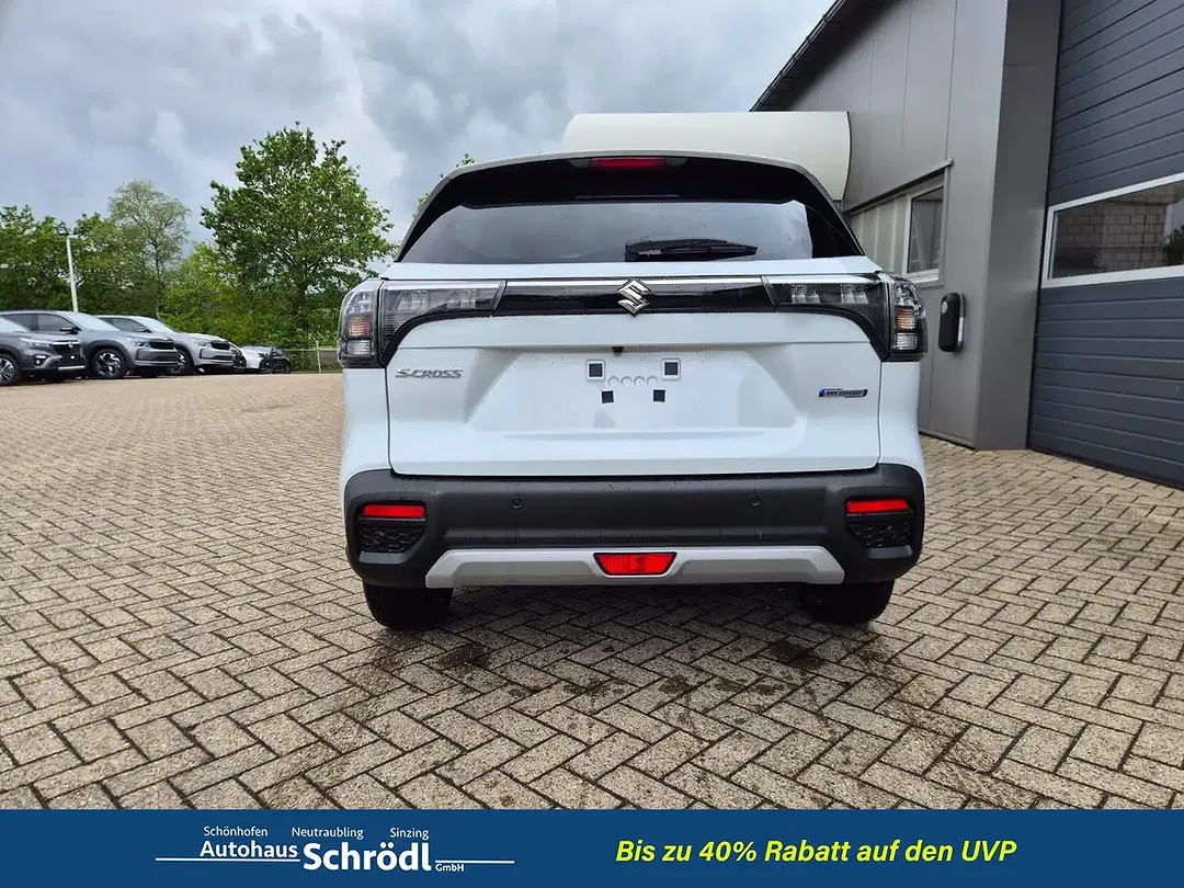 Suzuki S-Cross - Thumbnail 4