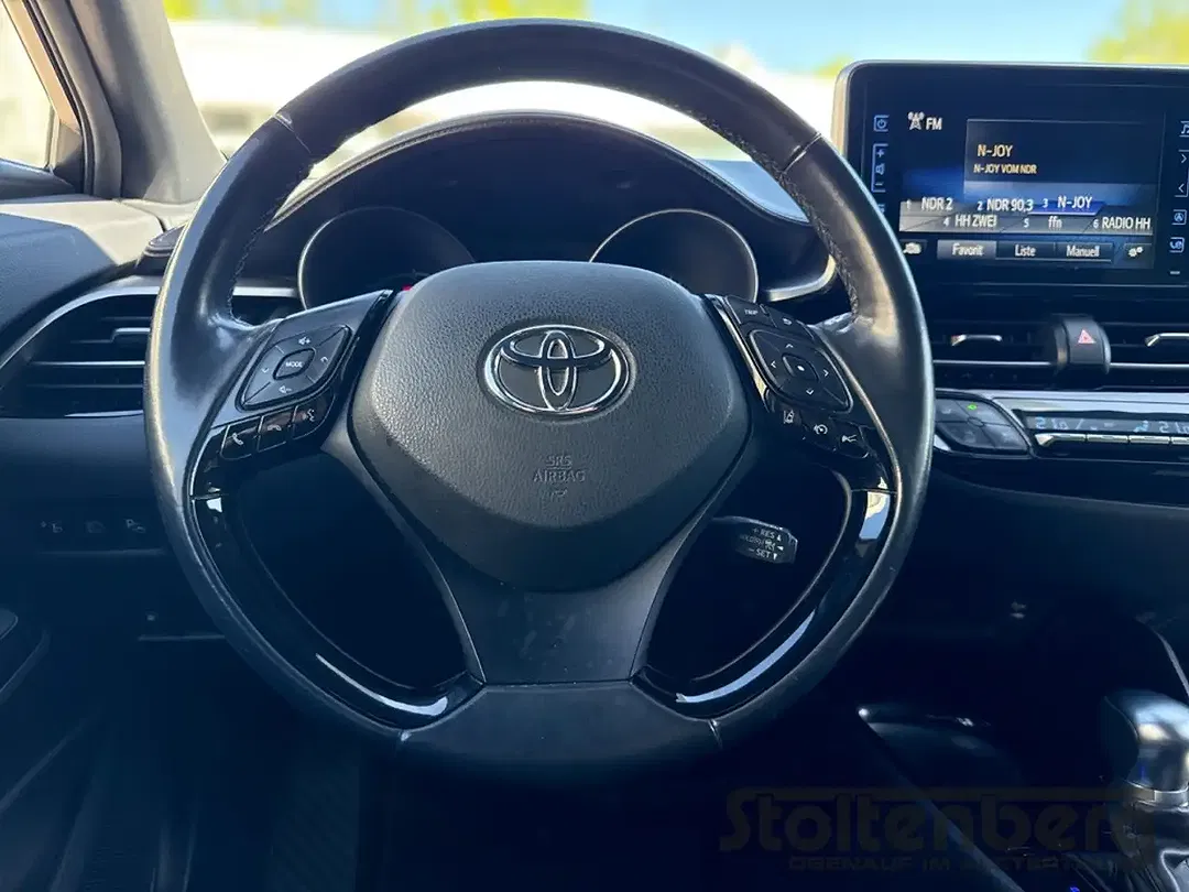 Toyota C-HR - Thumbnail 13