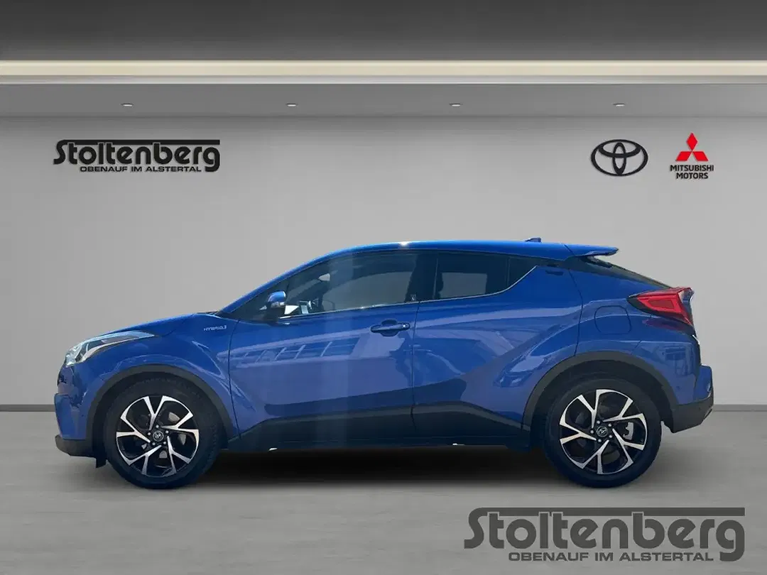 Toyota C-HR - Thumbnail 3