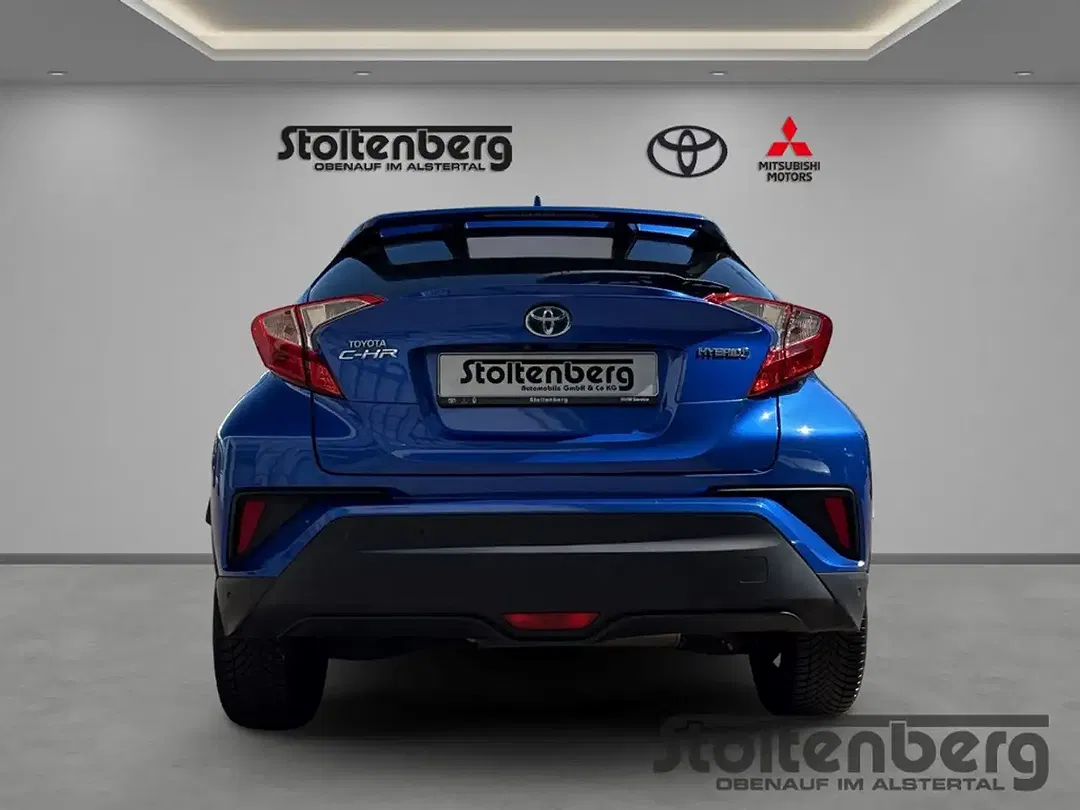 Toyota C-HR - Thumbnail 4