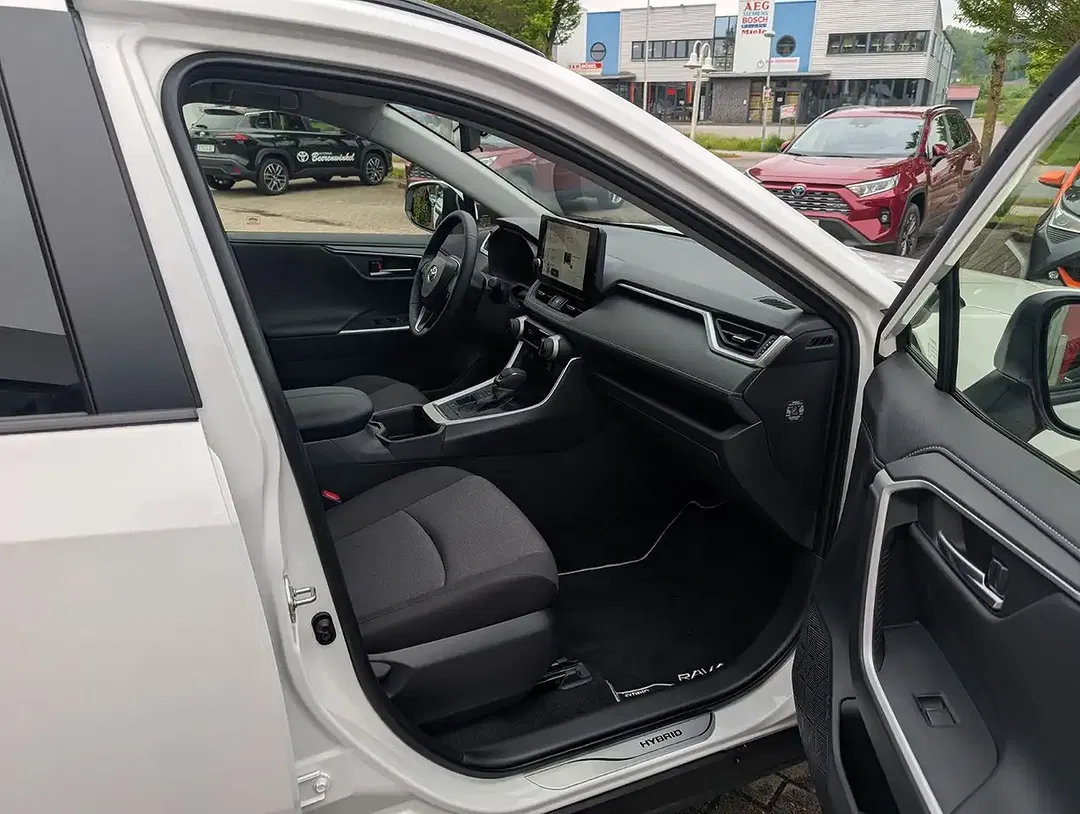 Toyota RAV 4 - Thumbnail 16