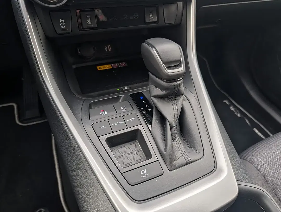 Toyota RAV 4 - Thumbnail 22