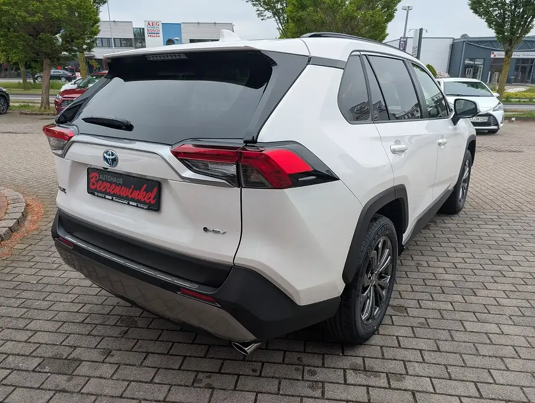 Toyota RAV 4 - Thumbnail 5