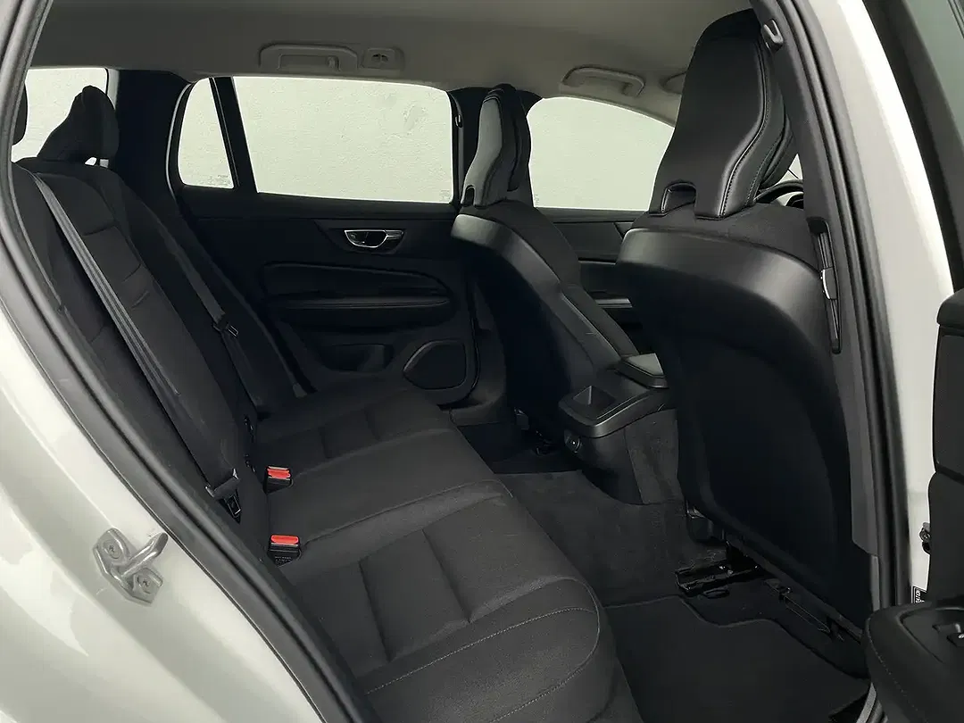 Volvo V60 - Thumbnail 12