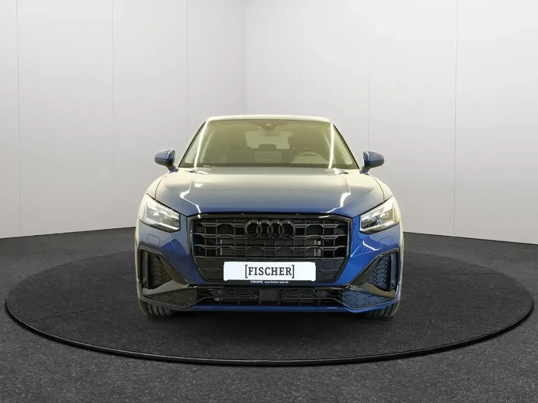 Audi Q2 - Thumbnail 2
