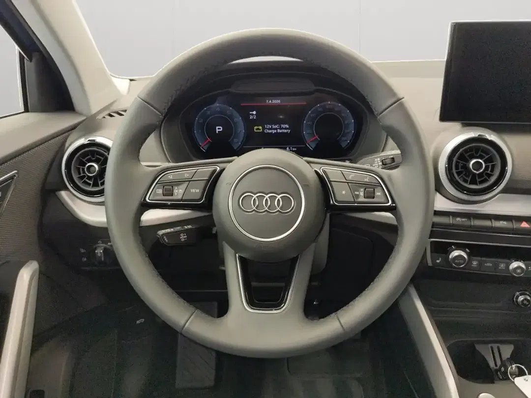 Audi Q2 - Thumbnail 9