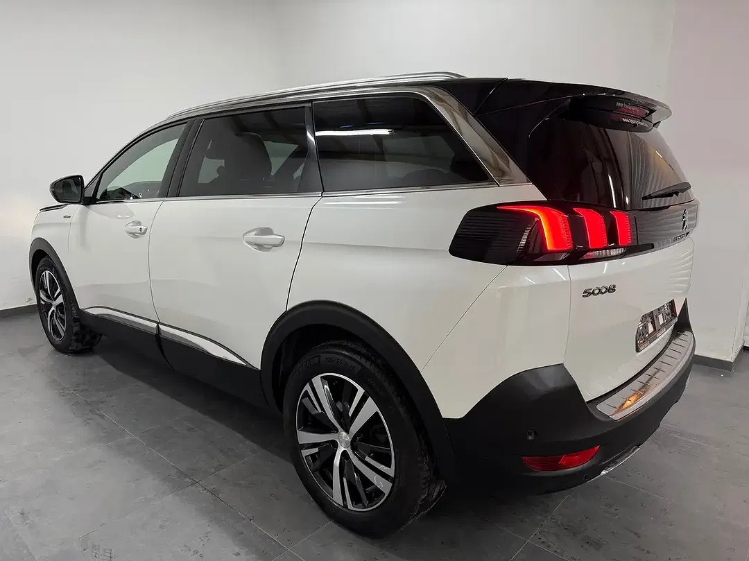 Peugeot 5008 - Thumbnail 5