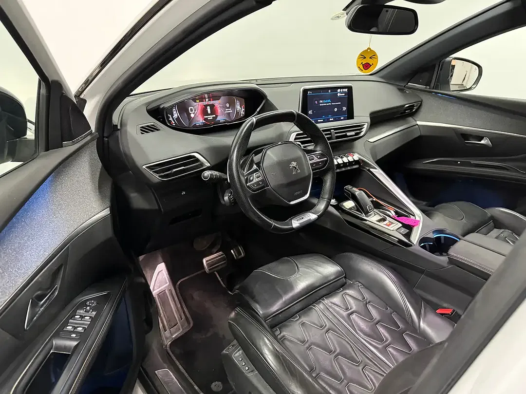 Peugeot 5008 - Thumbnail 9