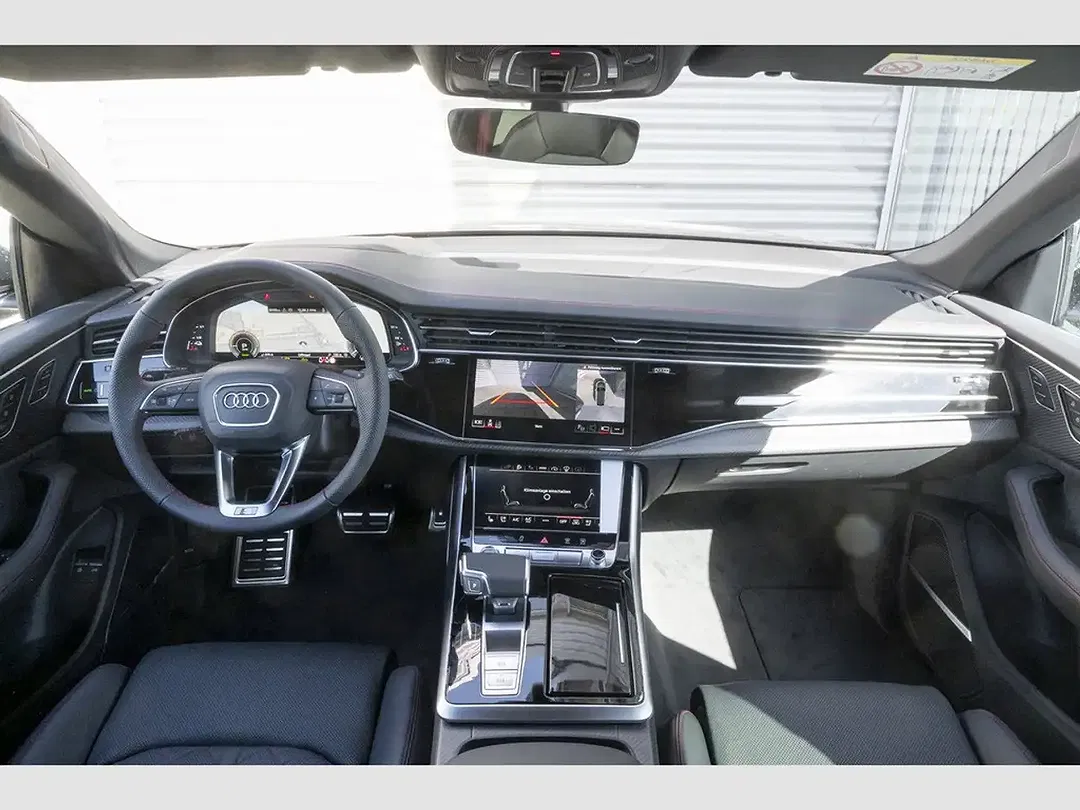 Audi Q8 - Thumbnail 11