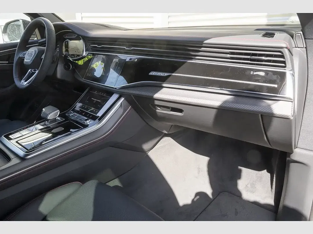 Audi Q8 - Thumbnail 8