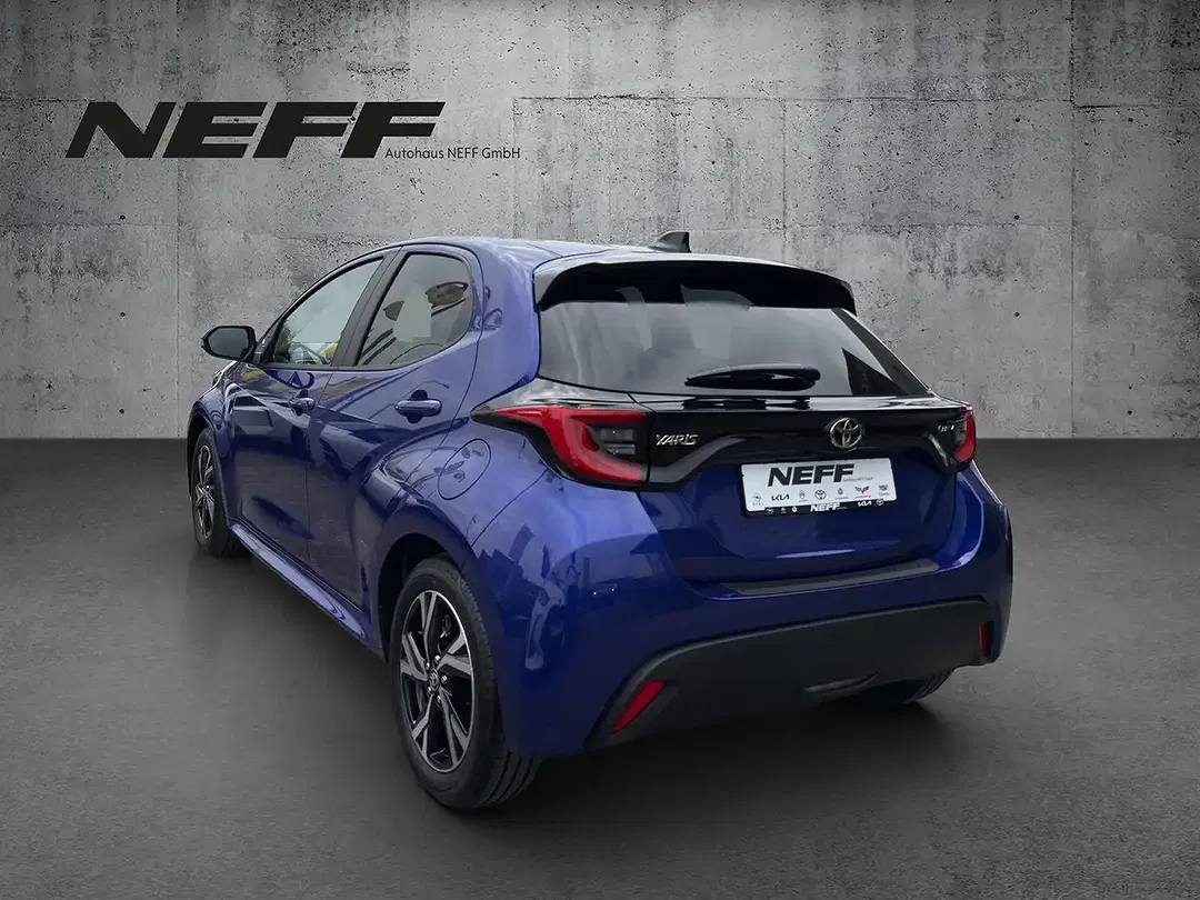Toyota Yaris - Thumbnail 3
