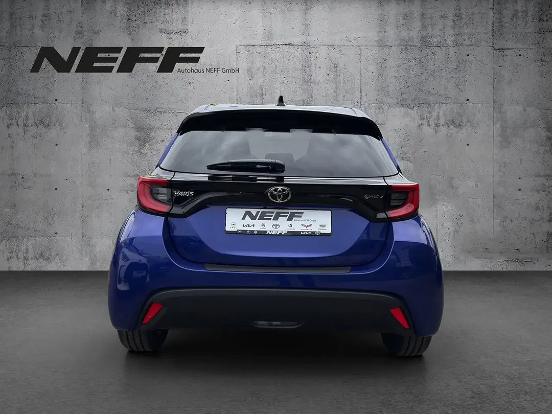 Toyota Yaris - Thumbnail 4