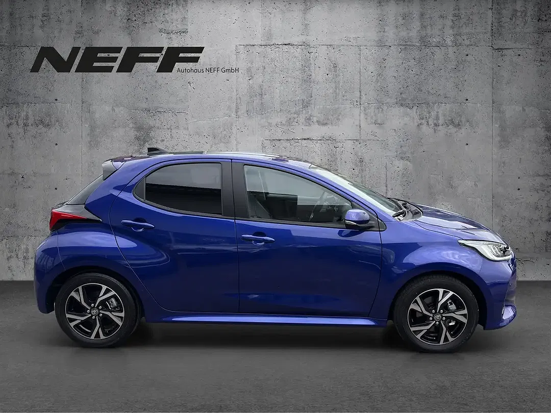 Toyota Yaris - Thumbnail 6