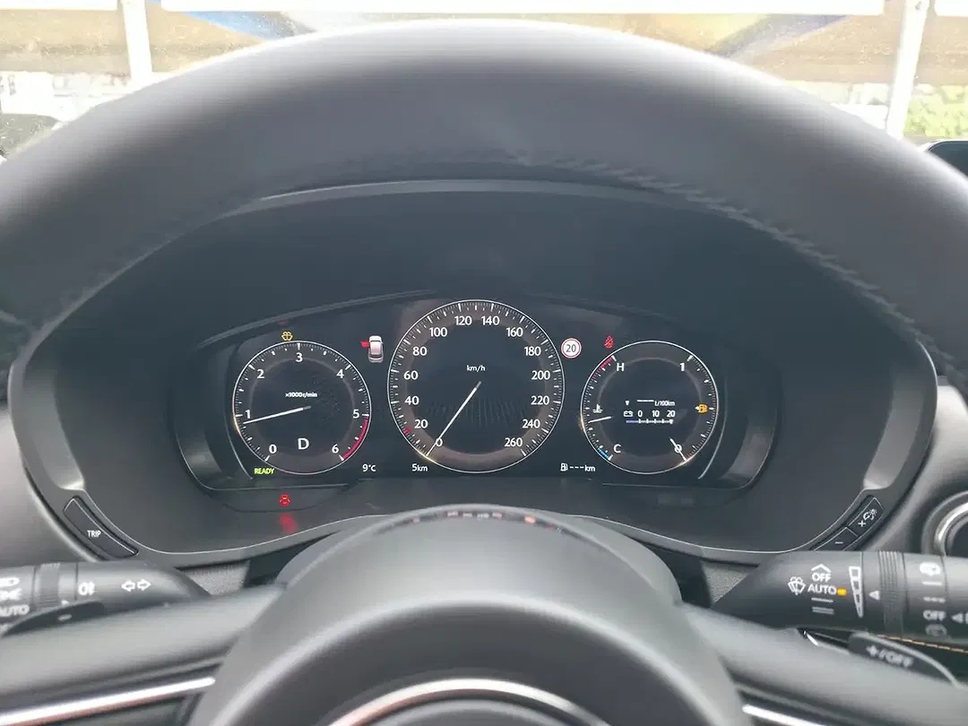Mazda CX-60 - Thumbnail 8