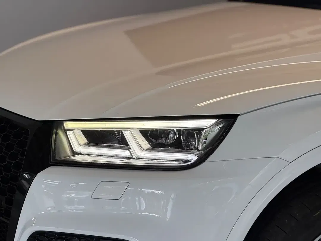 Audi SQ5 - Thumbnail 12