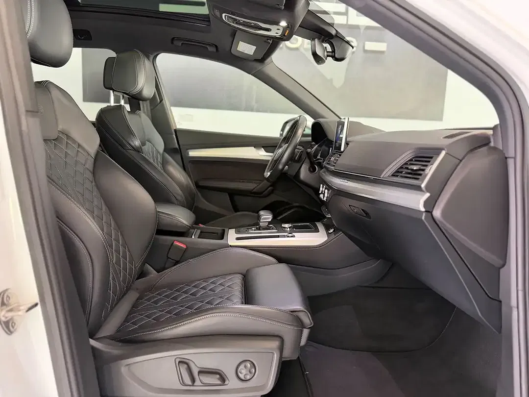 Audi SQ5 - Thumbnail 18