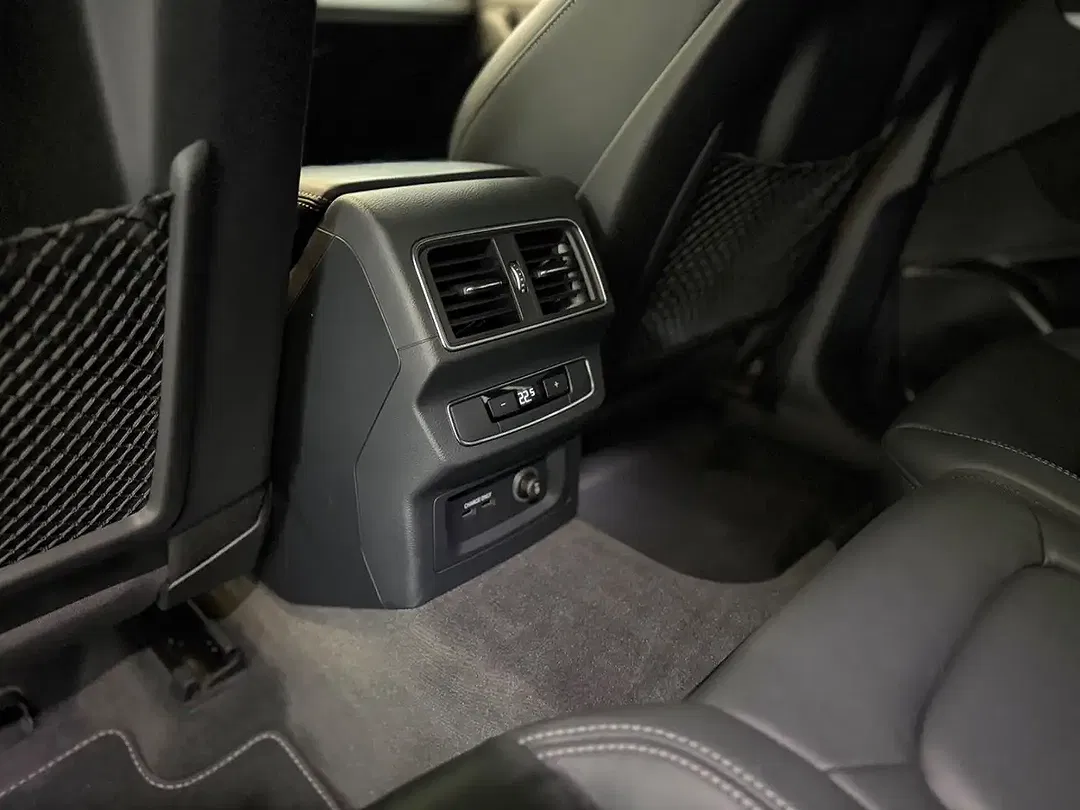 Audi SQ5 - Thumbnail 27
