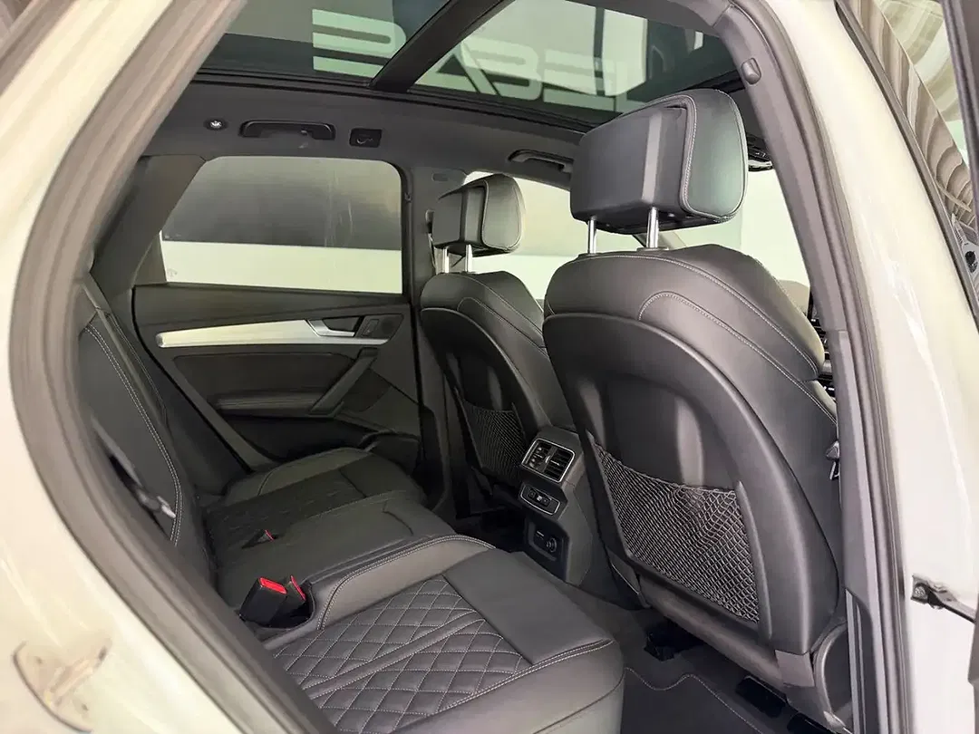 Audi SQ5 - Thumbnail 28