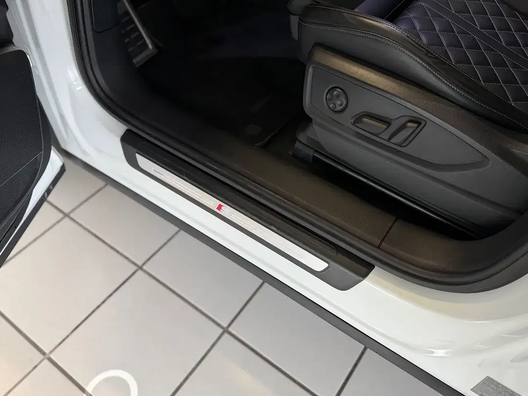Audi SQ5 - Thumbnail 36