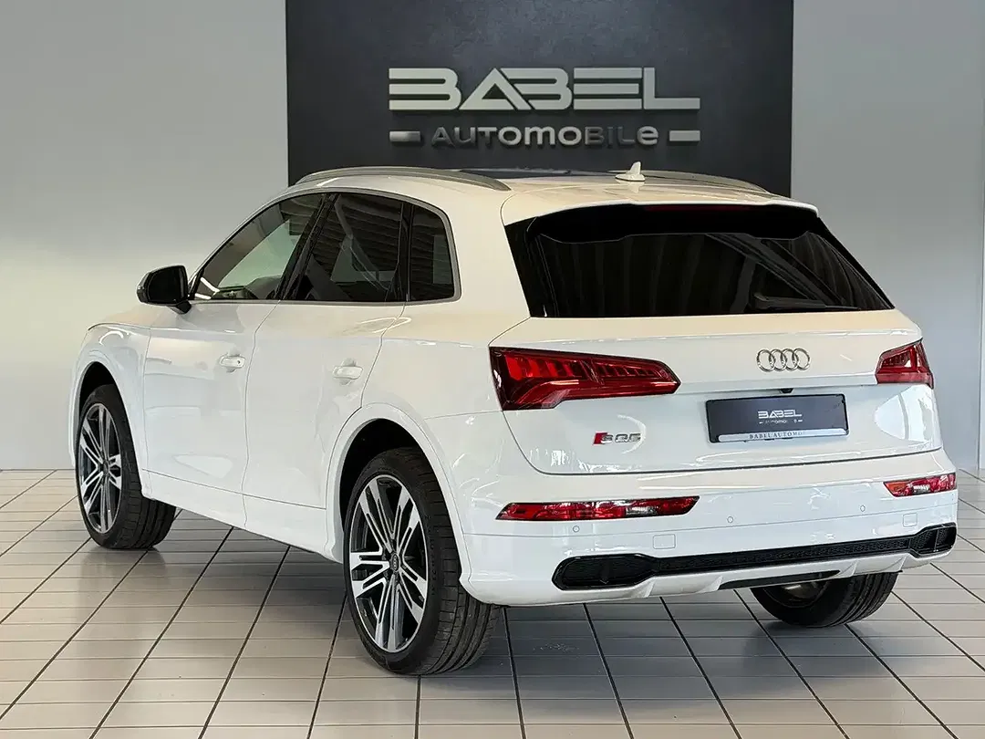 Audi SQ5 - Thumbnail 6