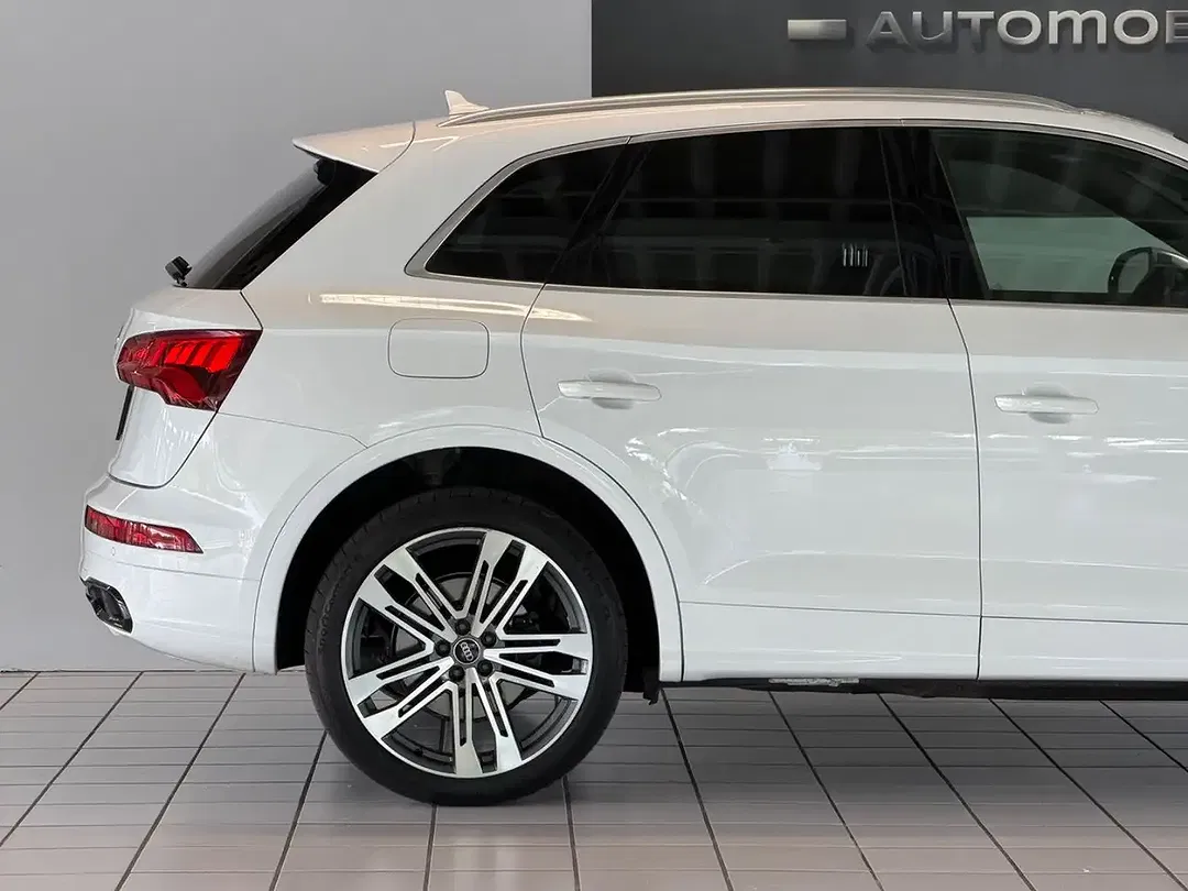 Audi SQ5 - Thumbnail 7