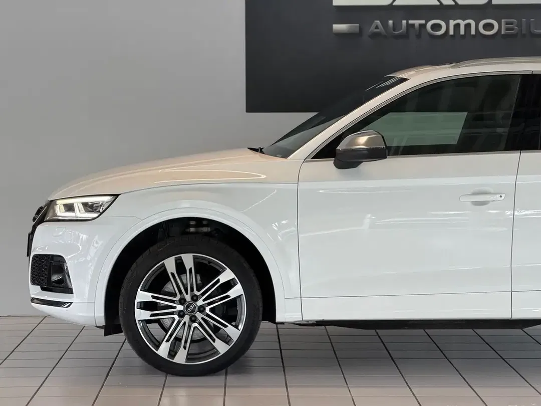 Audi SQ5 - Thumbnail 8