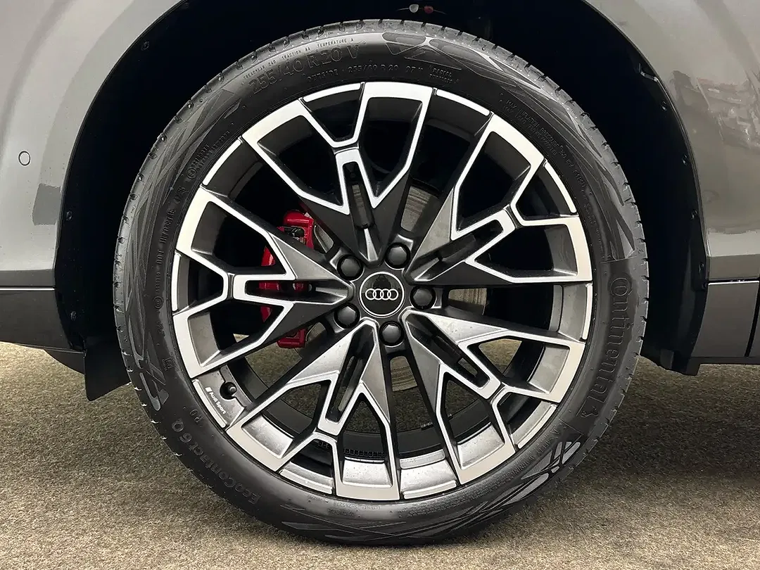 Audi Q3 - Thumbnail 6