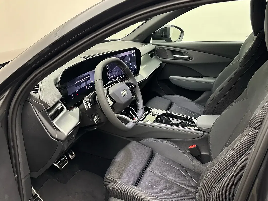 Audi Q3 - Thumbnail 8