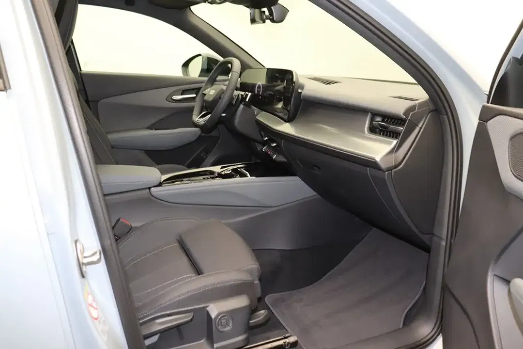 Audi Q3 - Thumbnail 12