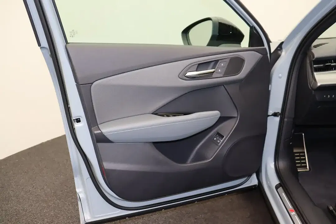 Audi Q3 - Thumbnail 7