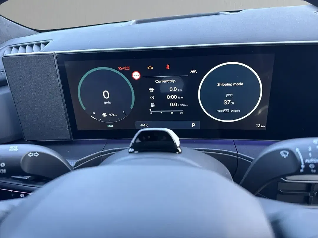 Hyundai SANTA FE - Thumbnail 15