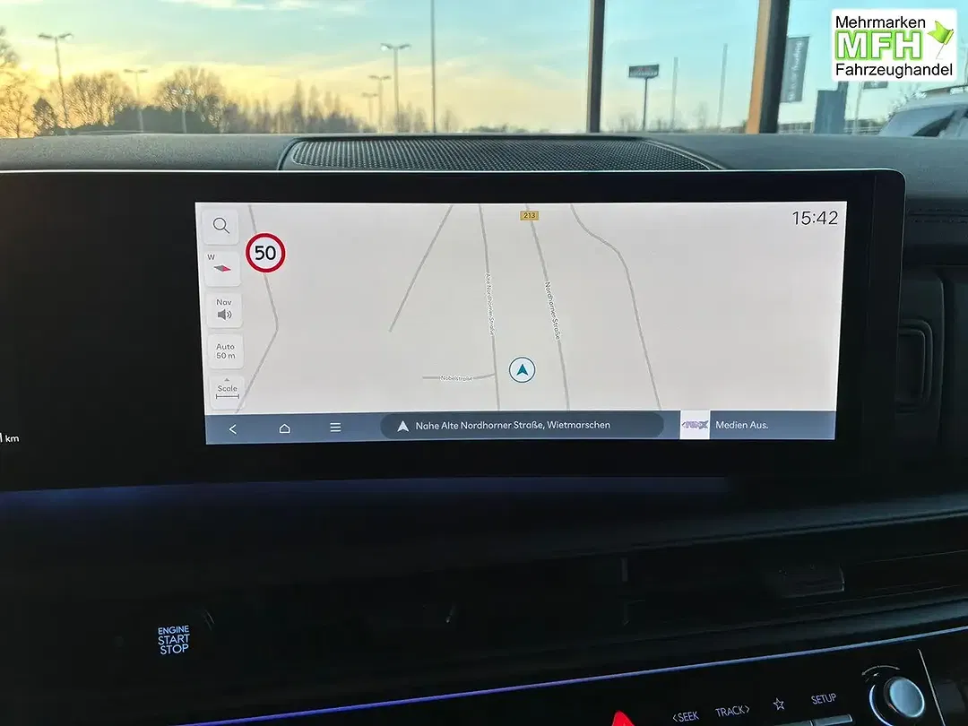 Hyundai SANTA FE - Thumbnail 15