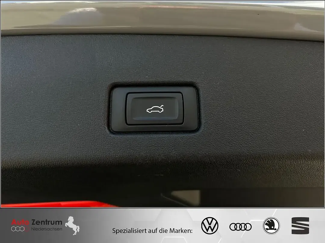 Audi Q4 e-tron - Thumbnail 10