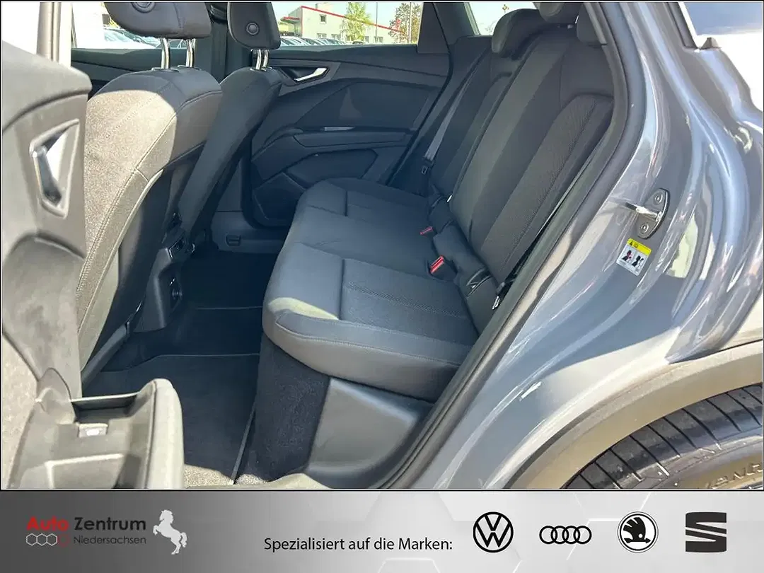 Audi Q4 e-tron - Thumbnail 13