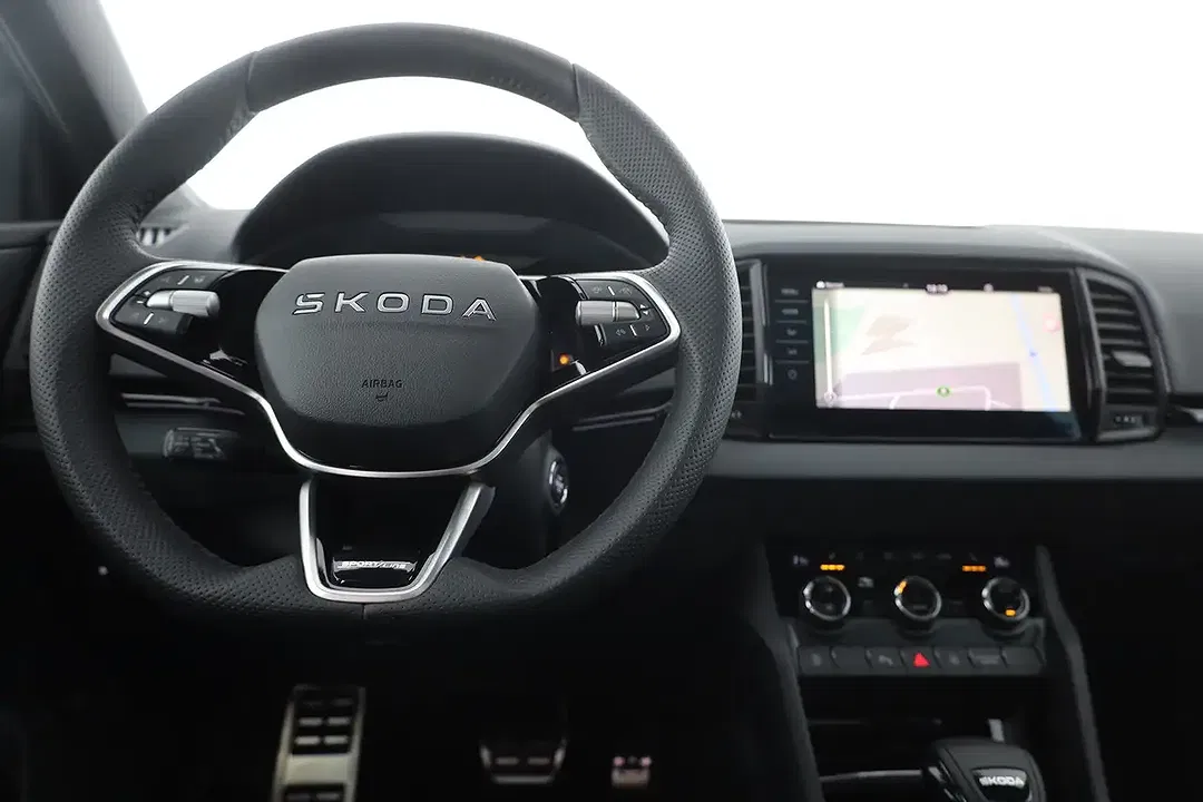Skoda Karoq - Thumbnail 9