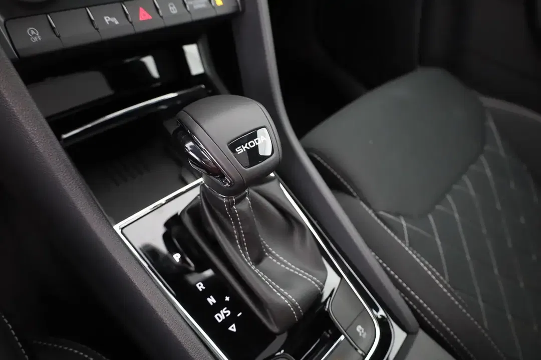Skoda Karoq - Thumbnail 13