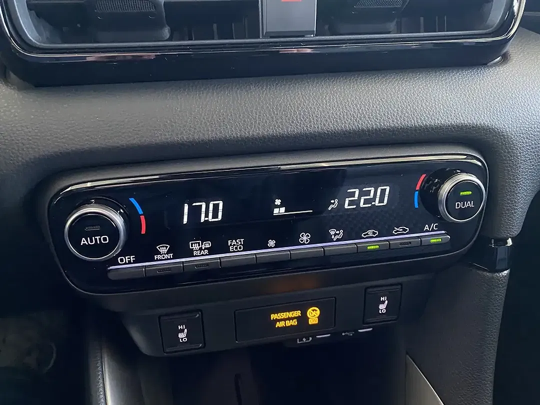 Mazda 2 - Thumbnail 10