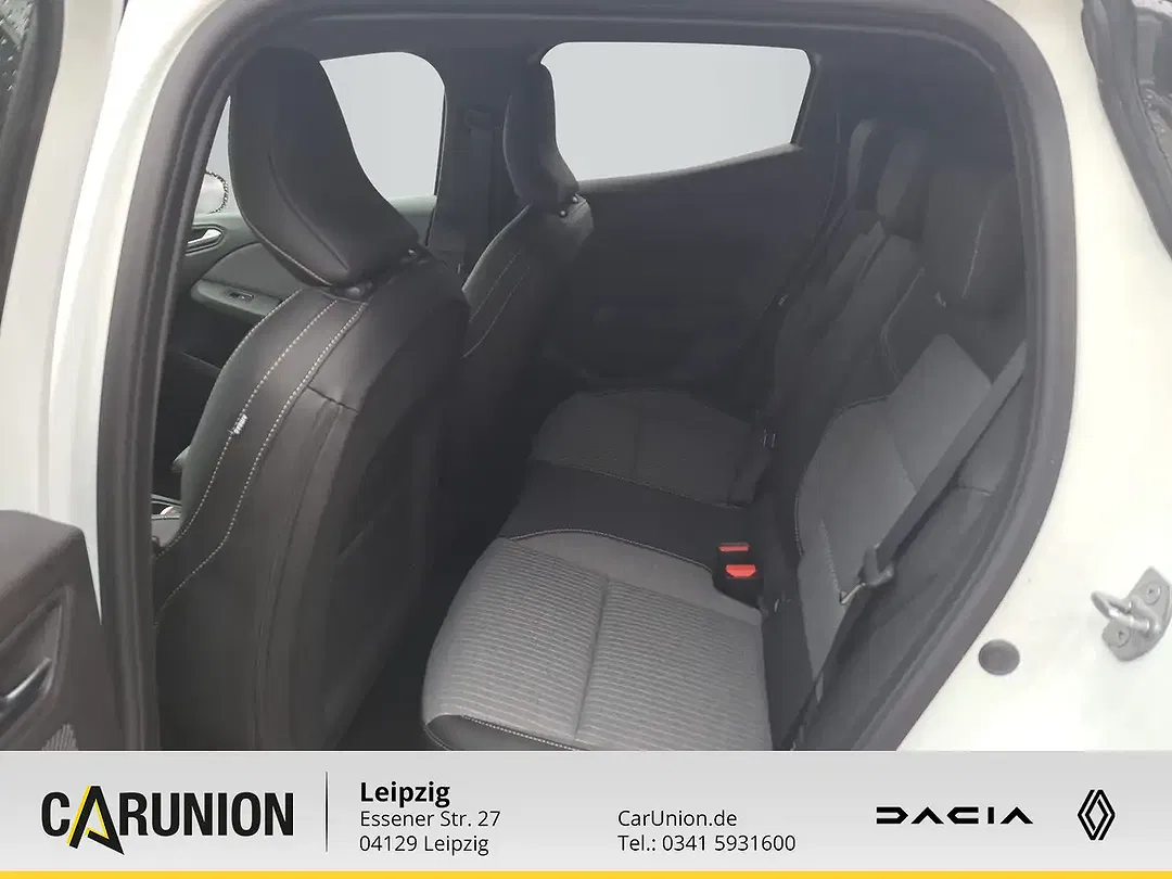 Renault Clio - Thumbnail 8
