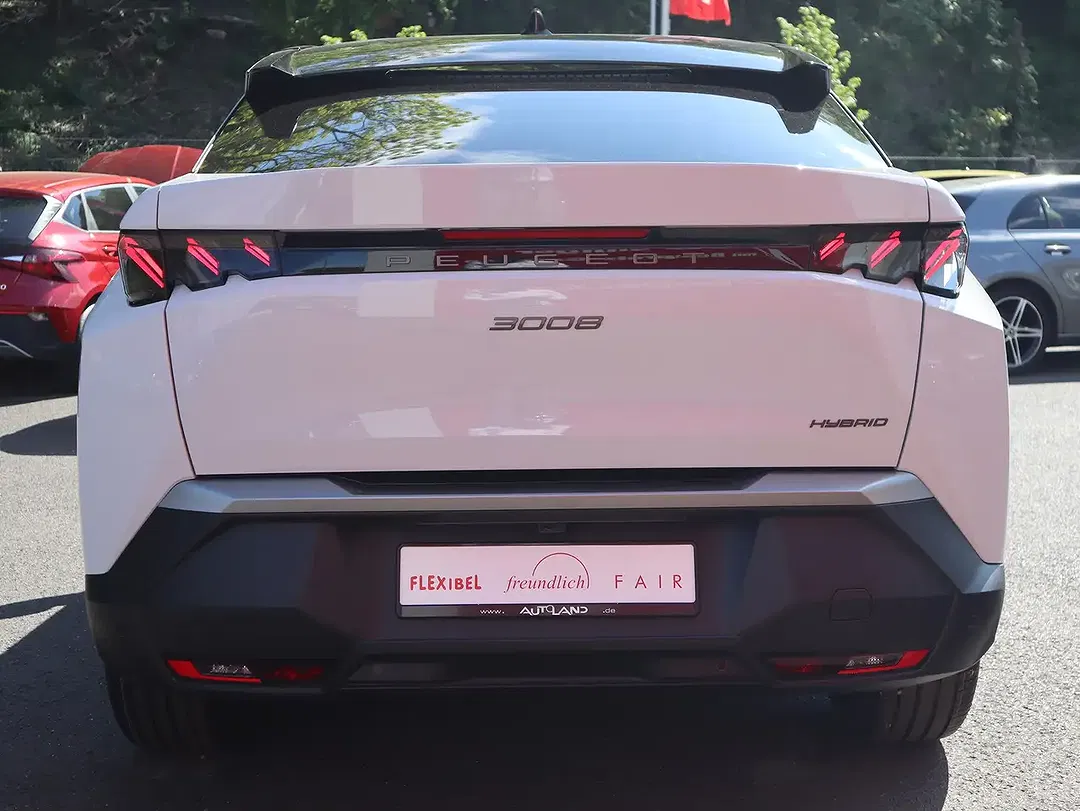 Peugeot 3008 - Thumbnail 4
