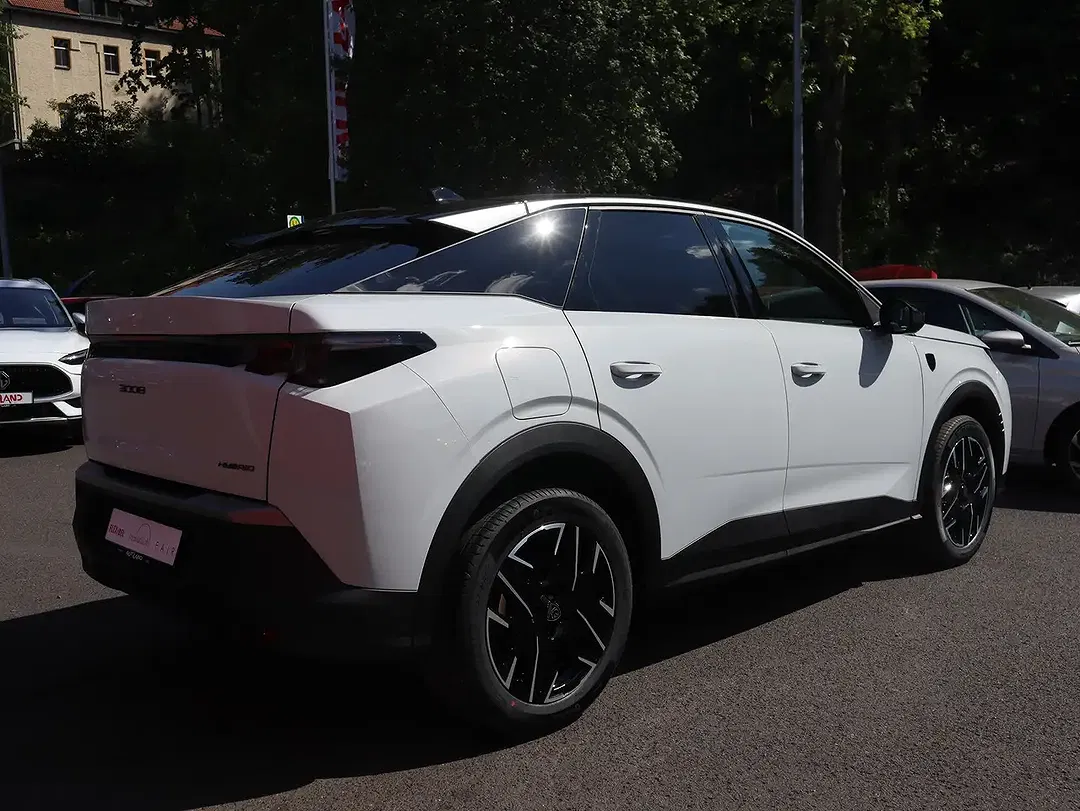 Peugeot 3008 - Thumbnail 5