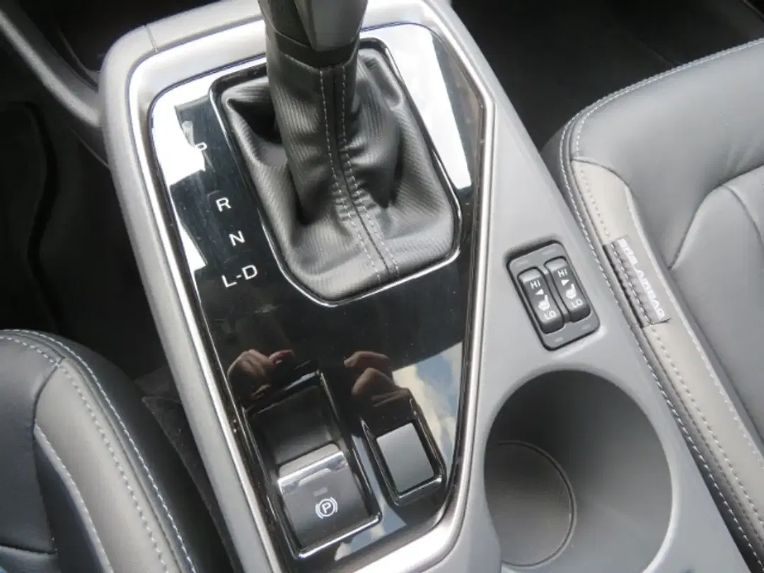 Subaru Crosstrek - Thumbnail 14